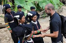 Trek Vietnam à la rencontre des Lolos Noirs, rencontres les lolos noirs a bao lac