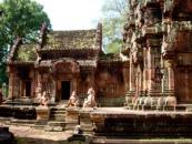 Du delta du Mékong aux temples d'Angkor