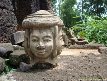 vietnam cambodia combined tour, angkor thom travel