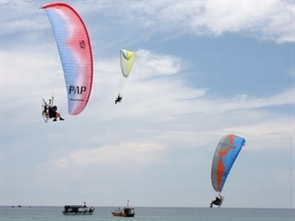 La France gagne la compétition internationale de paramoteur de Da Nang Viet nam